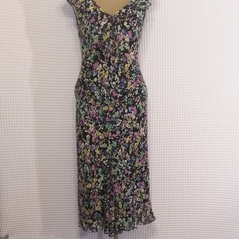 FINAL! JONES NY SLEEVELESS BLACK / FLORAL DRESS - Picture 3 of 12